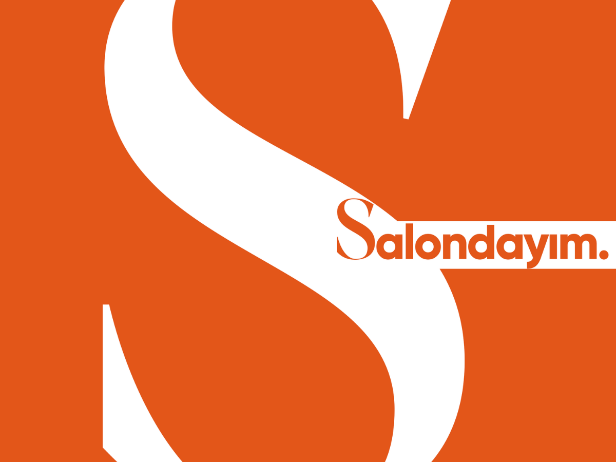 Salondayım